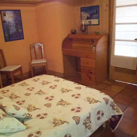 Holiday home Le Chant Du Loup